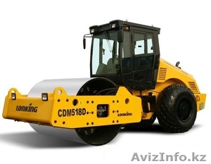 Грунтовый вибрационный каток 