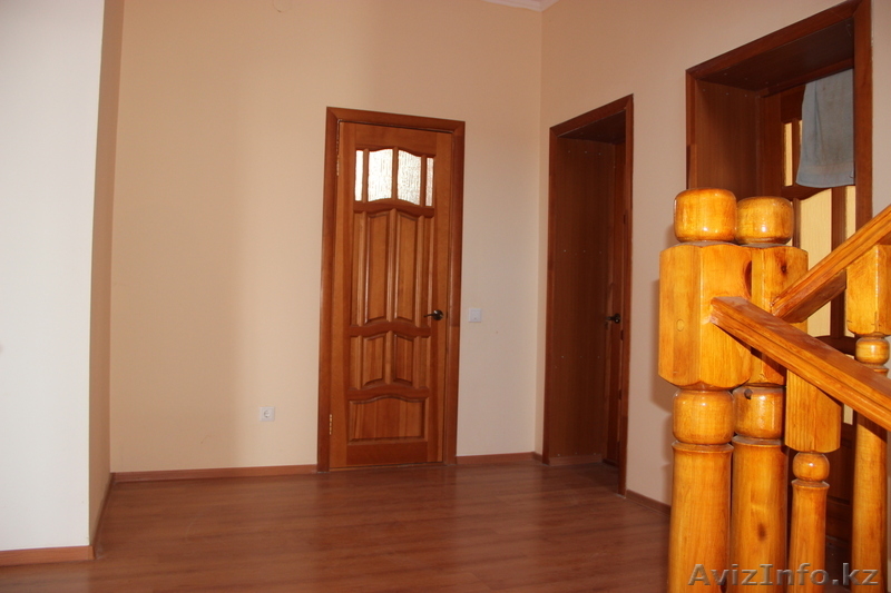 Продам  коттедж с капитальным ремонтом - Изображение #3, Объявление #748141