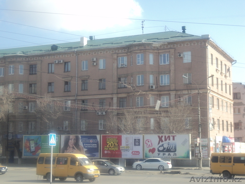 Продам  большую 2-х квартиру в самом центре Орска - Изображение #2, Объявление #948432
