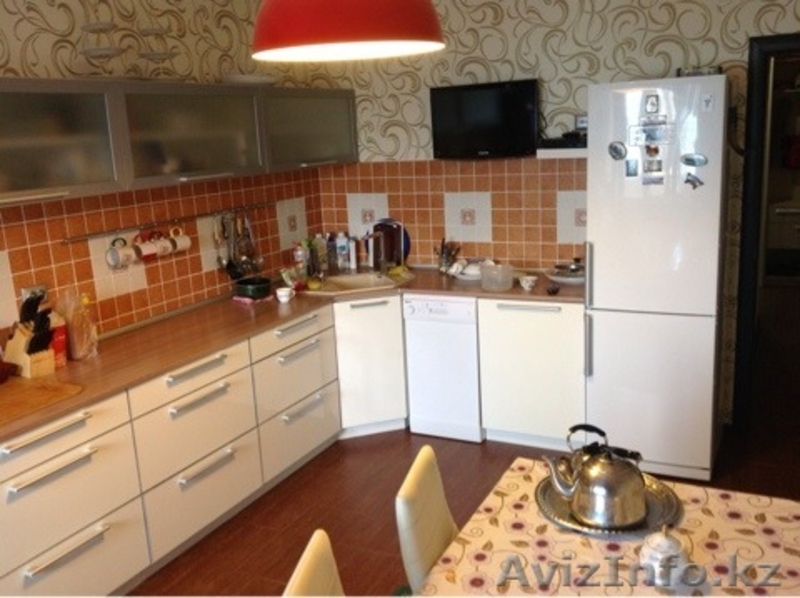 Продам  две  4 комн  кв в элитном огороженном доме в центре, р-н  ДСК - Изображение #2, Объявление #1261278