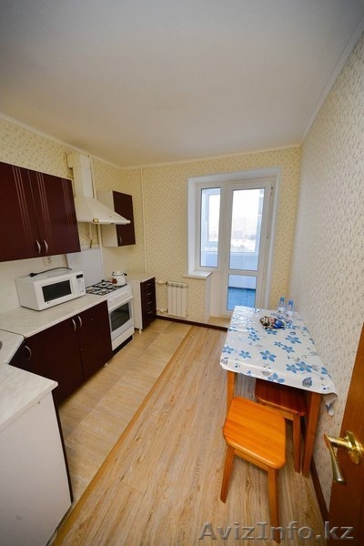 Шикарная "Двушка" в центре города, рядом с Летным училищем.  - Изображение #5, Объявление #1589937